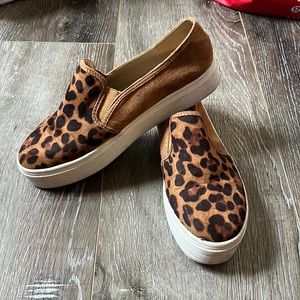Leopard print platform sneakers